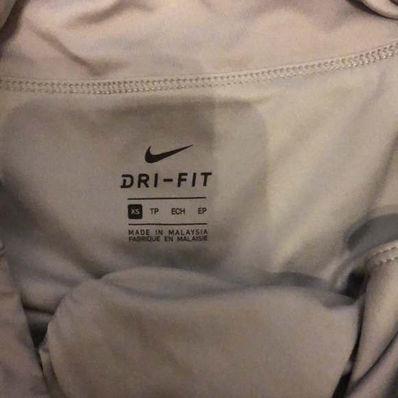 grey nike running shorts - Picture 2 of 2